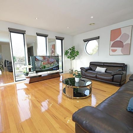 Luxury 7Brm Entire House Lakeview Blackswans Wifi Bbq Resort Point Cook Exteriér fotografie