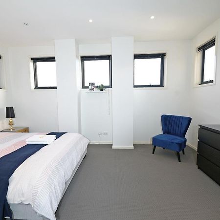 Luxury 7Brm Entire House Lakeview Blackswans Wifi Bbq Resort Point Cook Exteriér fotografie