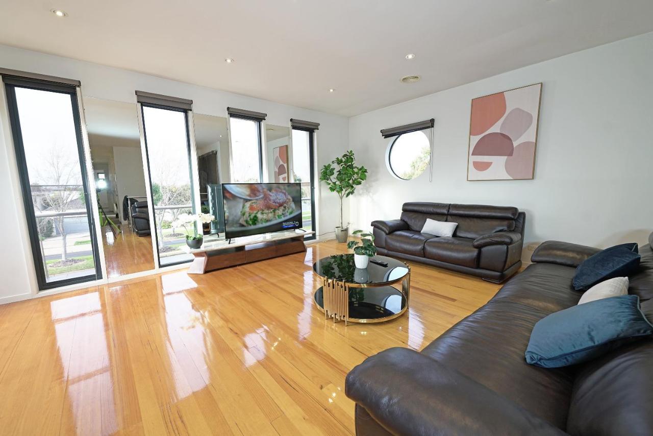 Luxury 7Brm Entire House Lakeview Blackswans Wifi Bbq Resort Point Cook Exteriér fotografie