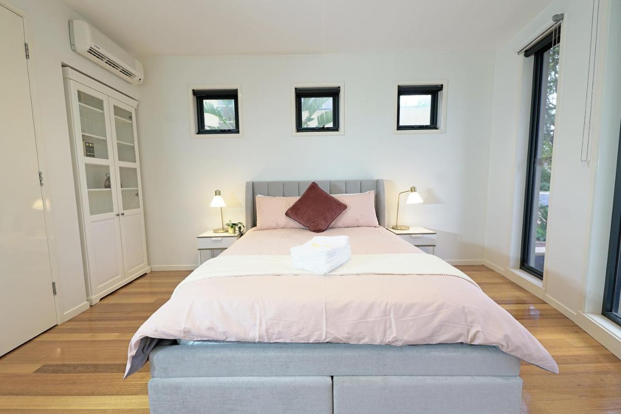 Luxury 7Brm Entire House Lakeview Blackswans Wifi Bbq Resort Point Cook Exteriér fotografie