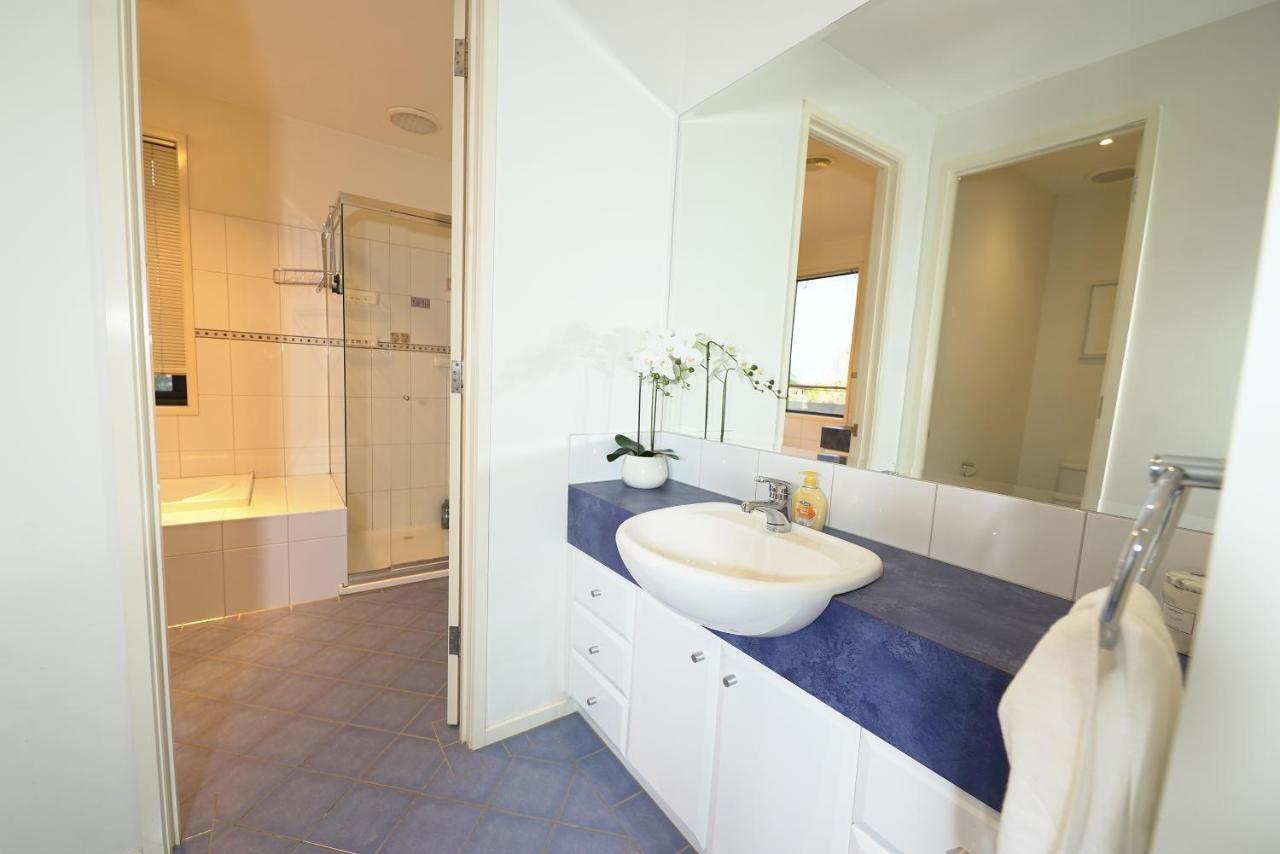 Luxury 7Brm Entire House Lakeview Blackswans Wifi Bbq Resort Point Cook Exteriér fotografie