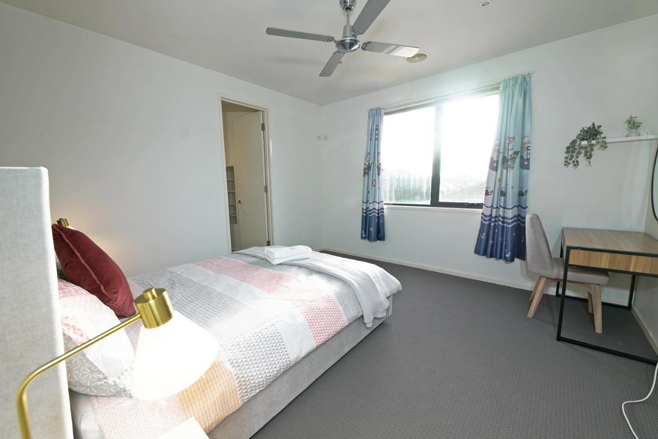 Luxury 7Brm Entire House Lakeview Blackswans Wifi Bbq Resort Point Cook Exteriér fotografie