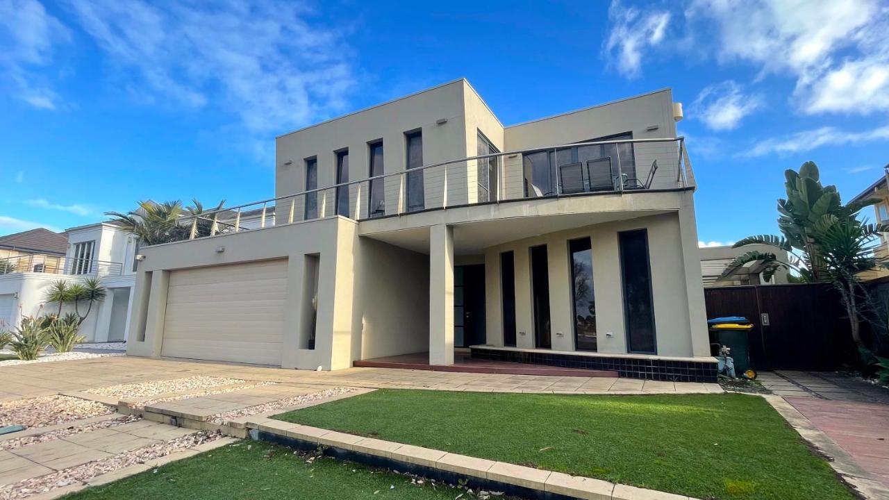 Luxury 7Brm Entire House Lakeview Blackswans Wifi Bbq Resort Point Cook Exteriér fotografie